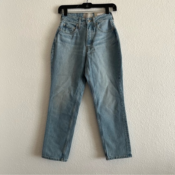 Everlane The 90's Curvy Cheeky Straight Jean Ankle Vintage Sunbleached Blue - Picture 6 of 8